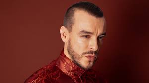 Cem Adrian'dan yeni türkü albümü