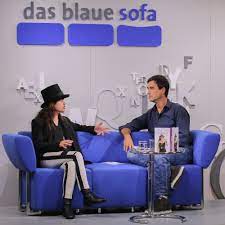Eva schmidt spricht mit elisabeth niejahr und grzegorz nocko über ihr buch demokratieverstärker. Das Blaue Sofa Wikipedia