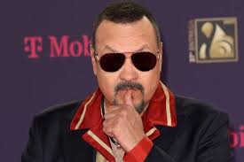 Muere actor Troy Beckwith tras valiente lucha contra el cáncer