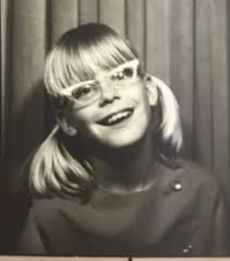 Democracy vs Fascist Dictatorship in Political Leadership