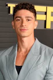 Gabriel Porter's Instagram, Twitter & Facebook