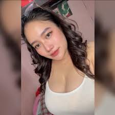 Worst customer service goes to Jollibee SM MALL OF ASIA!👏🏻 Ayoko na sana  post to pero di ako makatulog hahaha. Lol, let me share u my experience  with the “where is the