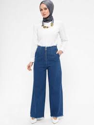 Huma Sultan Bol Paca Tesettur Pantolon Modelleri Moda Tesettur Giyim Moda Pantolon Giyim