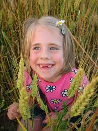 Can someone help sharpen a blurry photo?