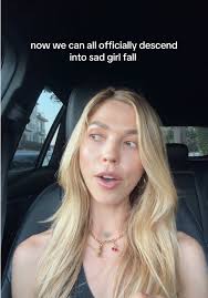 my favorite season tbh #oliviadean #theartofloving #babysteps