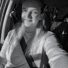 Don't forget-Christmas party is this Sunday at 4:00! Bring your favorite  finger food and/or a sweet! We will also play Dirty Santa! 🎅🏻Bring a  wrapped $10-$12 gift! Kids needs a wrapped gift