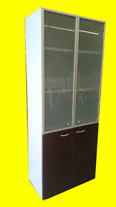 En partie basse un meuble composé de 3 tiroirs et de 3 portes. Meuble Bibliotheque De Bureau Avec 4 Portes 2 Vitrees Maison Mobilier Bricolage Equipement Ameublement Magic Affaires 22