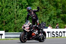 Happy life canada caroline nude dependable foreigner