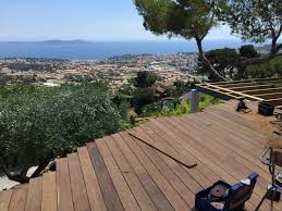 Epingle Par Autran Hyeres Sur Deck Piscine Et Terrasse Terrasse Piscine Terrasse Deck