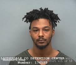 ROBERTSON XAVIER LAMAR 04/22/2025