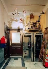 Photos Inside The Fabled Walls Of The Chelsea Hotel Hotel Chelsea Nyc Chelsea Hotel Hotel Interiors