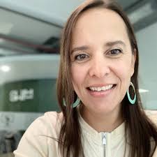 Elizabeth Melis (@soy_elimelis)