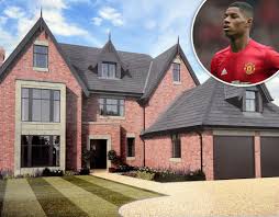 He made his 5.5 million dollar fortune with manchester united. 11 Marcus Rashford Facts Girlfriend Lifestyle Family Networth Etc
