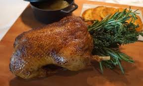 Enté — enté … ente —  ɑ̃t  n. Klassiker Barbarie Ente Rezept Aus Der Kafer Schanke Foodhunter