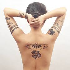 Alors, le tatouage loup est fait pour vous ! Faux Tatouage Femme Leon Andep