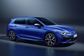 However, the infotainment system is outdated. 2022 Volkswagen Golf R Drifts In With Manual Transmission Roadshow