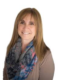 Real Estate Agent Deb Allen