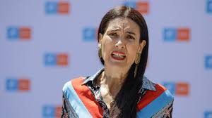Lansarea va avea loc la ora 13:00, la standul editurii humanitas din pavilionul central romexpo. Un Fost Usr Ist O DesfiinÅ£eazÄƒ Pe Clotilde Armand Nu E PoliticÄƒ Altfel Ci PoliticÄƒ Fix La Fel