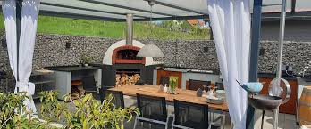 Das ist mit sicherheit der größte vorteil beim hausbau in eigenregie. Outdoor Kuche Selber Bauen Und Entspannt Im Freien Kochen