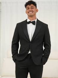 Josue Fit Pornstar Bio & Porn Videos - See HIM Fuck