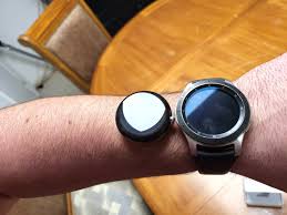 Google Pixel Watch: Besitzer vergleicht ...