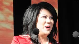 Yee won't allow Hobbs-named directors to sit in