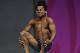 Find the perfect ahmad amsyar azman stock photos and editorial news pictures from getty images. Amsyar Ambil Slot 3m Papan Anjal Milik Tze Liang Sports247