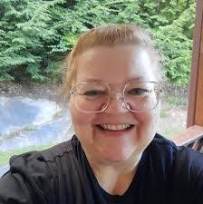 Lena Garvin's Instagram, Twitter & Facebook