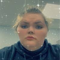 Allie Crouse's Instagram, Twitter & Facebook