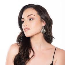 Olivia Spangler's Instagram, Twitter & Facebook