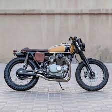 We Just Found The Cleanest Honda Resto Mod In The Most Unlikely Cb350 Cafe Racer Cb350 Bike Exif