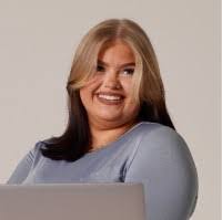 Shelley Gardner's Instagram, Twitter & Facebook