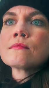 I cannot believe this woman from Inventing Anna is a paid actress