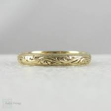Vintage Engraved Yellow Gold Wedding Band Swirl Scroll Design With Miligrain Beading Circa 1980s Yellow Gold Wedding Band Wedding Ring Bands Unique Bands