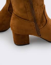Inshoes.gr. Γυναικείες μπότες με χαμηλό τακούνι | Inshoes.gr Ταμπά