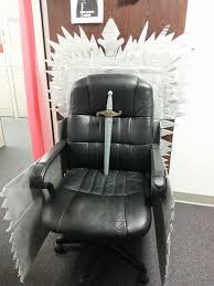Diy Iron Throne Game Of Thrones Lannister Office Cubicle Decorating Best Office Chair Chair Dining Chair Seat Covers