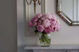 Rehydrating the flowers is key to making sure you get the best life out of your blooms. Pin On Flowerbx Blooms