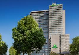 Holiday inn is a british brand of hotels, and a subsidiary of intercontinental hotels group. Queensgate Investments Has Agreed A 280m Refinancing Deal With Societe Generale Corporate Investment Banking For One Of The Largest Hotels In Central London Media Queensgate Investments Llp