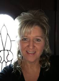 Marie Rainey's Instagram, Twitter & Facebook