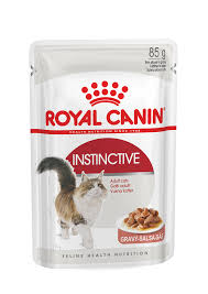 Sesuai dengan namanya, yaitu royal canin hair and skin maka produk ini memiliki manfaat untuk membantu melebatkan dan menyehatkan bulu dan kulit kucing efek samping akibat penggunaan makanan kucing ini sih tidak ada. Instinctive Gravy Basah Royal Canin