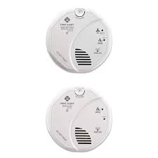 First alert smoke detector and carbon monoxide detector alarm | battery operated, sco5cn. First Alert Battery Operated Combination Smoke And Carbon Monoxide Alarm With Voice Location And Smoke Detector Alarm Battery Powered With Wireless Interconnect 2 Pack