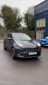 Чёрная эмблема sportage, расположенная по центру дверцы багажного отсека. Chippenham Motor Company Video Tour Of Kia Sportage Jbl Black Edition Facebook