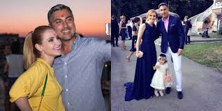 Mai ales de când avem doi copii. Alina Sorescu E In Culmea Fericirii Voi Deveni MÄƒmicÄƒ Pentru A Doua OarÄƒ Ea Md