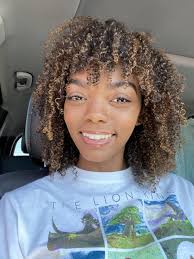 Alumni Highlight: ACHS Grad Finds Success As A Health Coach