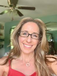 Melanie Pulley's Instagram, Twitter & Facebook