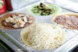 372 resep bolu panggang mini ala rumahan yang mudah dan enak dari komunitas memasak terbesar dunia! Bandung Merdeka Com Unik Martabak Mini Murah Meriah Dengan Aneka Macam Toping Yang Lezat