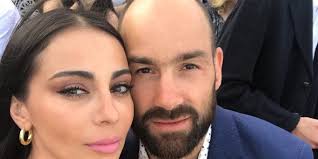 Είναι, επίσης, γνωστή ως η σύζυγος του έλληνα καλαθοσφαιριστή, βασίλη σπανούλη. H Olympia Xopsonidoy Ston 7o Mhna Ebgale Ta 5 Paidia Ths Gia Pagwto Apolaystiko Binteo Zwh Iefimerida Gr