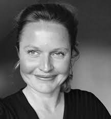 Lottie Phillips's Instagram, Twitter & Facebook