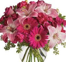 Greenwich flowers delivered the same day (mon to sat) when ordered before 3.00pm. Send Flowers In Greenwich Ct