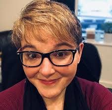 Wendy Hampton's Instagram, Twitter & Facebook